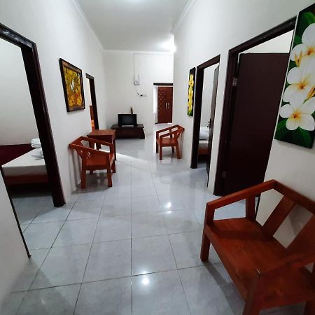 999 Khs Homestay Gilimanuk Exteriör bild