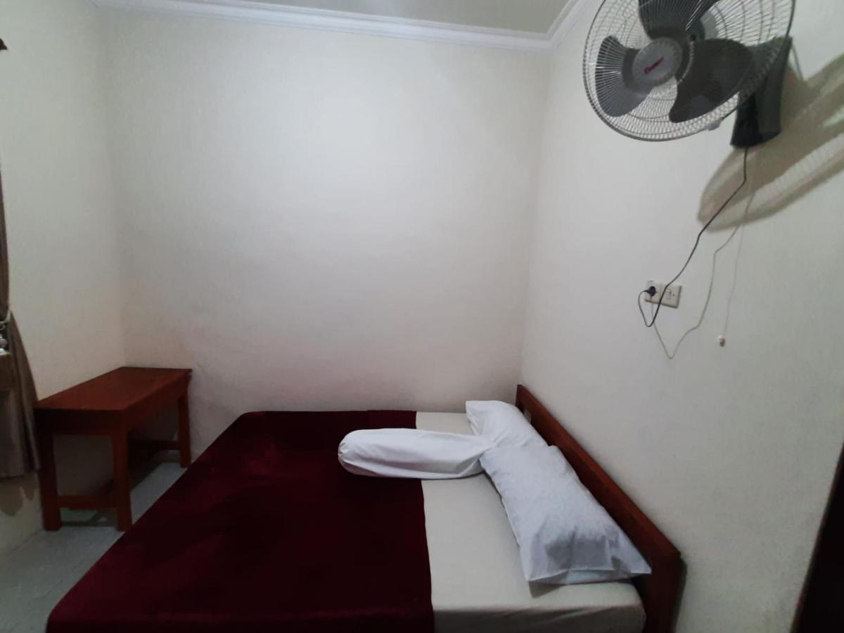 999 Khs Homestay Gilimanuk Exteriör bild