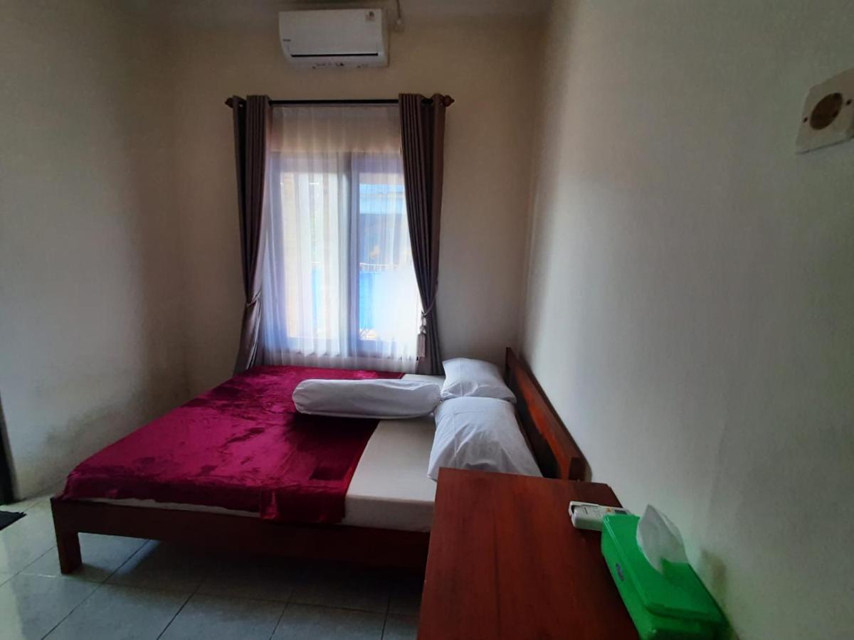 999 Khs Homestay Gilimanuk Exteriör bild